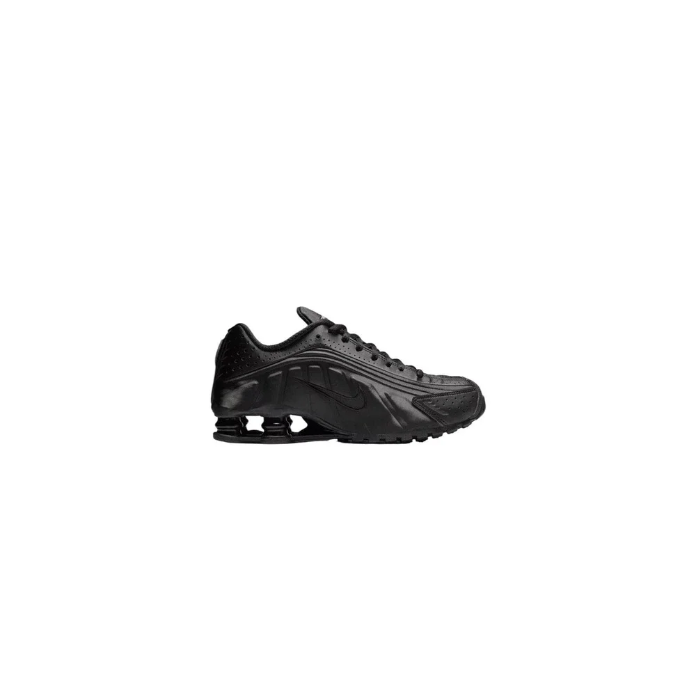 Nike Shox R4 Womens Black Max Orange Athletic‎ Sneakers AR3565-004 Size 7