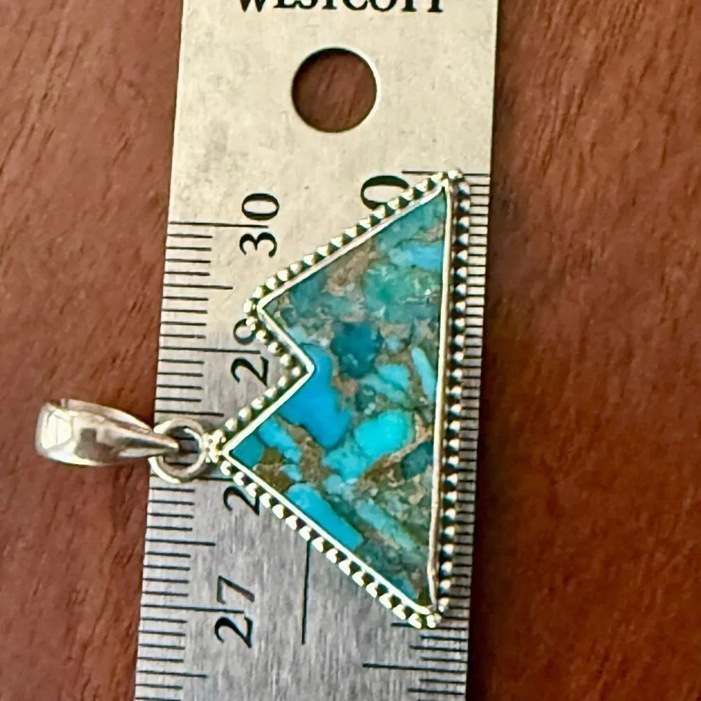 Stunning Sterling Silver Turquoise Mountain Pendant Necklace Western Style New