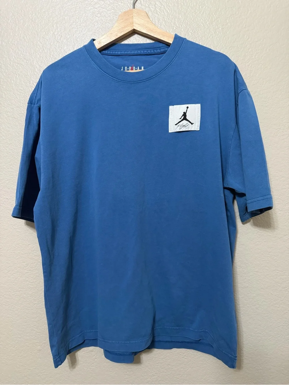 Jordan Blue Short-Sleeve Logo Patch Crewneck Tee Oversized Fit Size S