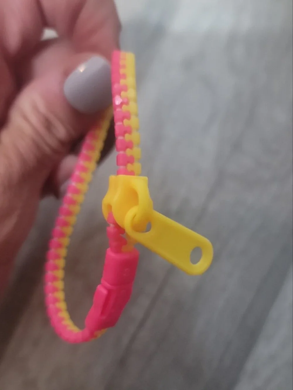 Fidget Set Includes 12 Monkey Noodles,  1 Zipper Bracelet, And 1 Wacky Track