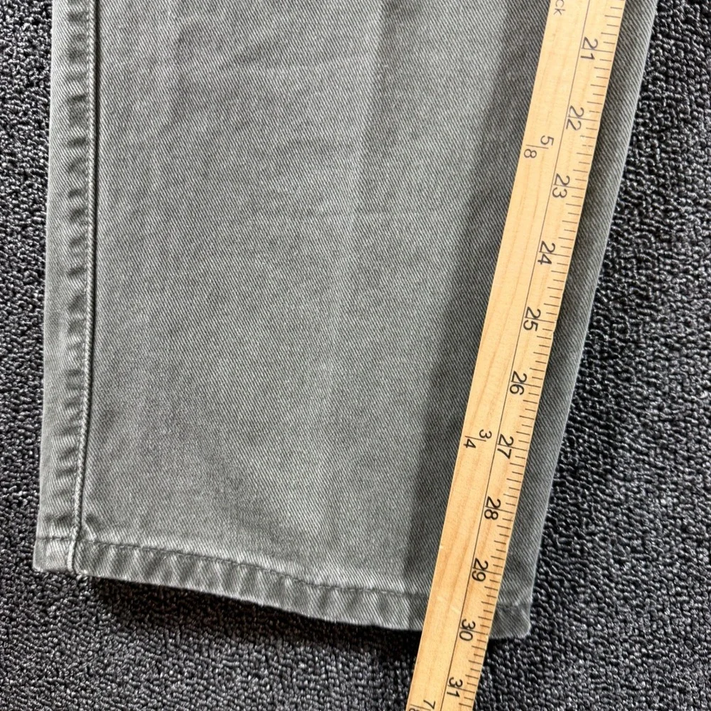 Levis ships usps