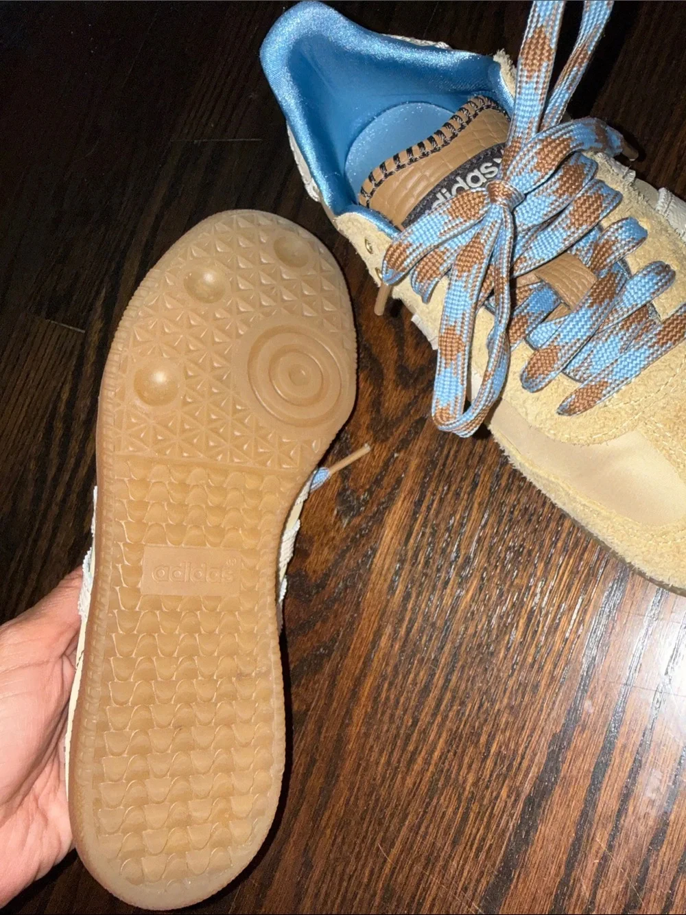 adidas read description