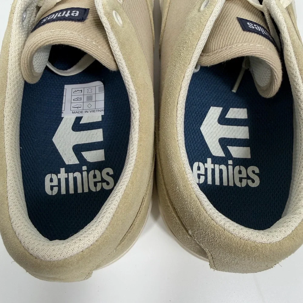 Etnies shoe 10 factor