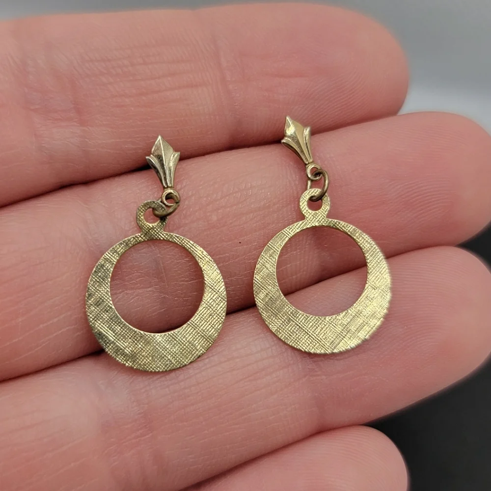 Vintage gold tone