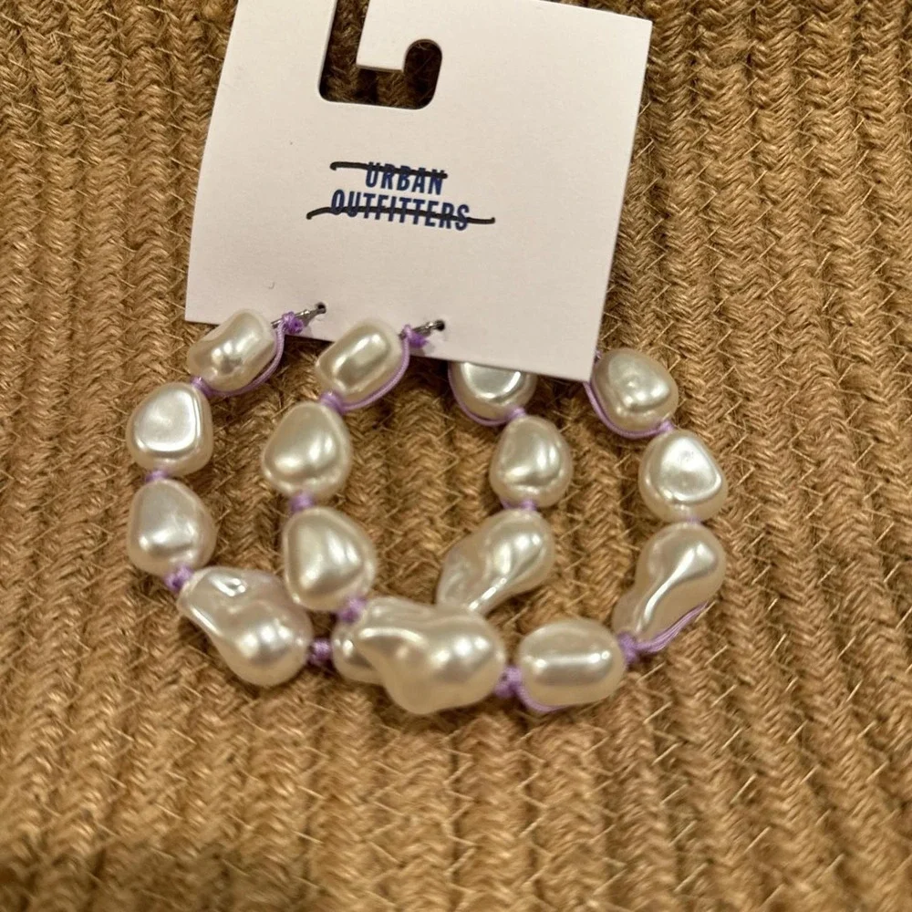 New urban outfitters silver‎ and