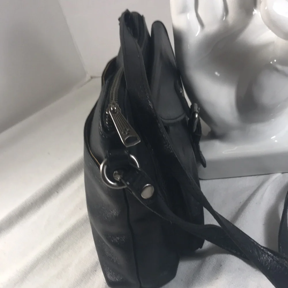 Patricia Nash Women’s Avellino Black Leather Envelope Front Crossbody Bag