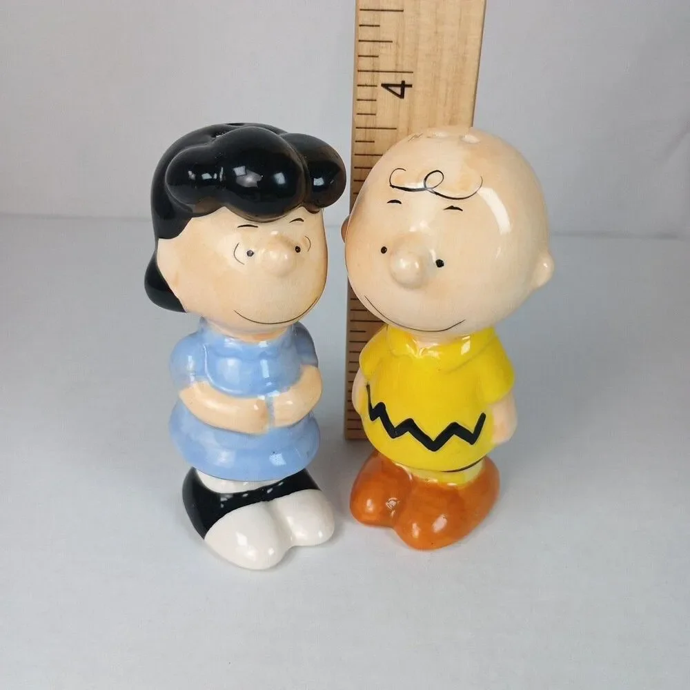 Peanuts Charlie Brown Lucy Ceramic Salt Pepper Shaker Set Feature Syndicate 4