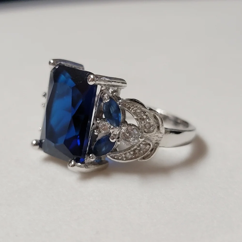 Ring blue sapphire