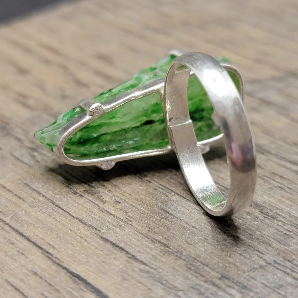 925 Green Dyed Quartz Crystal Ring Stone  Size 7.5