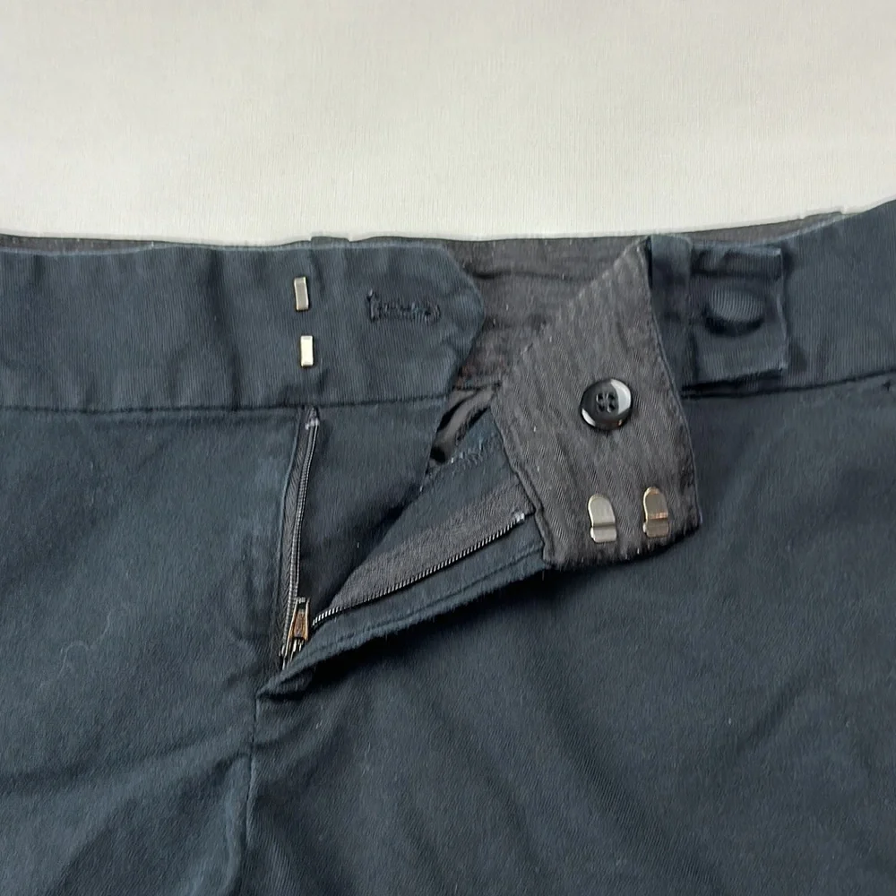 Banana Republic brand banana