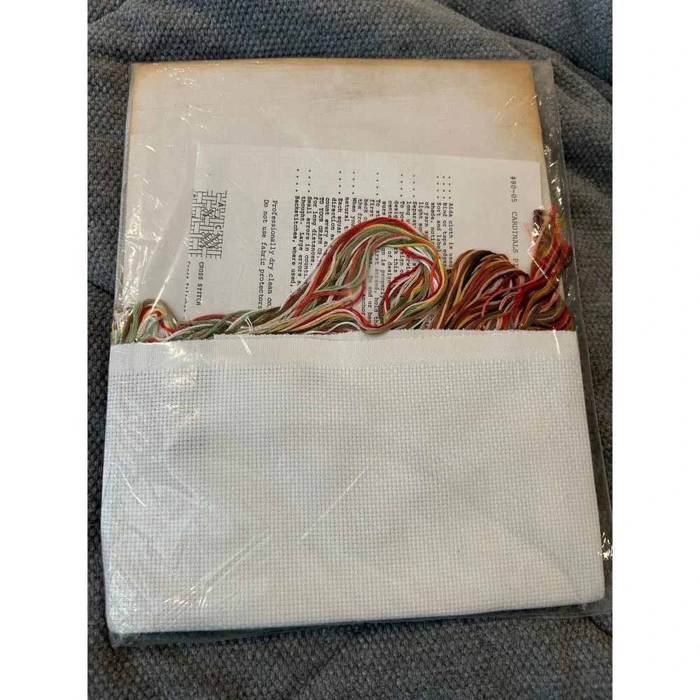 Janlynn Counted Cross Stitch Cardinal Family Pillow Kit‎ 60-05 New