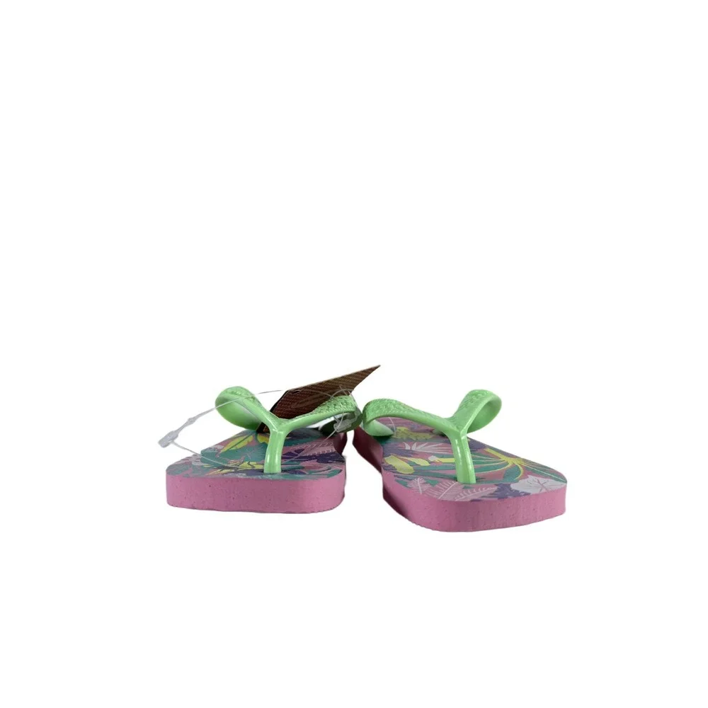 Havaianas includes that