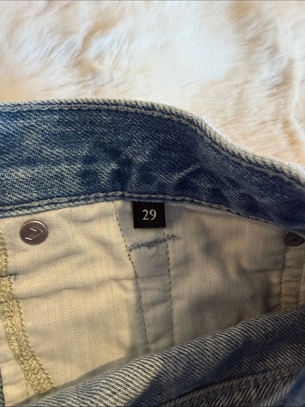 7 for all mankind denim mini skirt distressed hemline light wash size 29