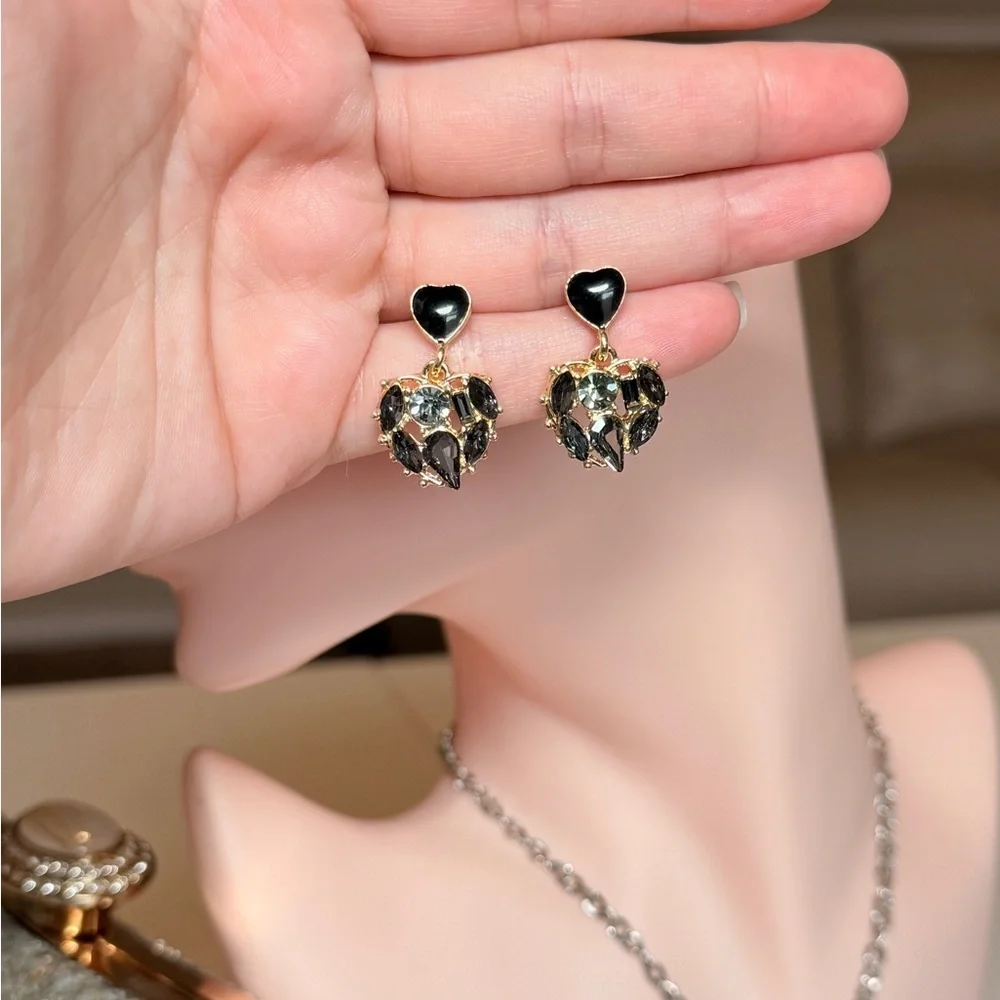 Anthropologie chic black