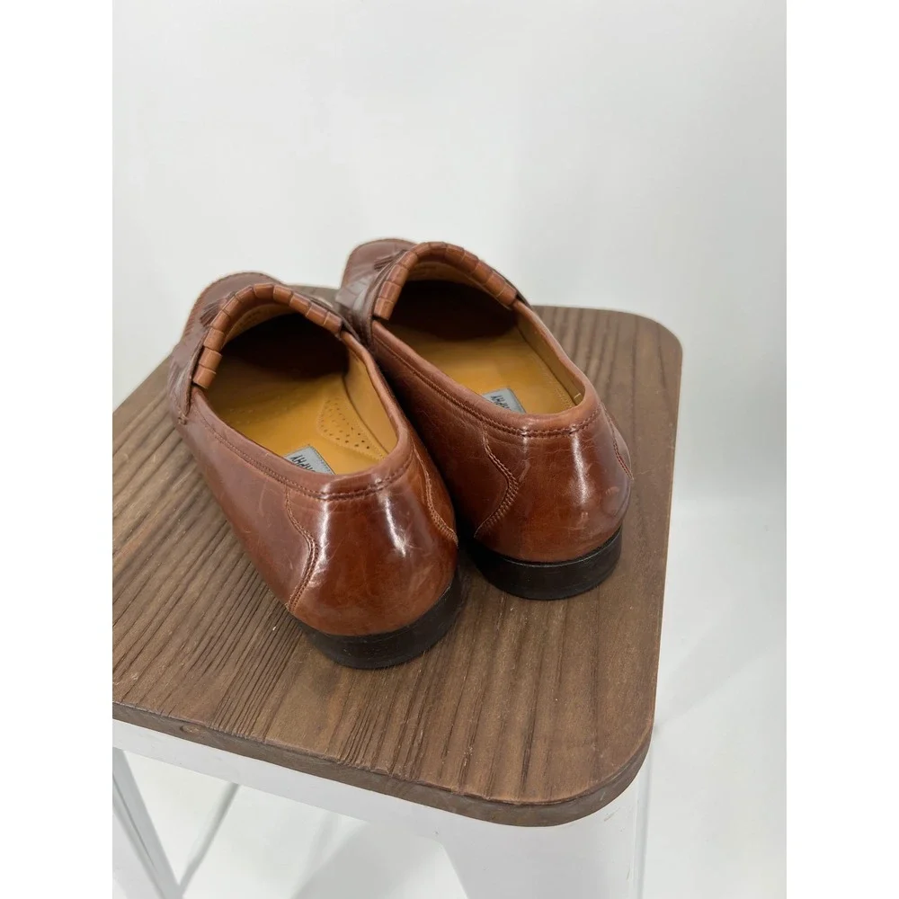 Johnston & Murphy scuffing stitching moc