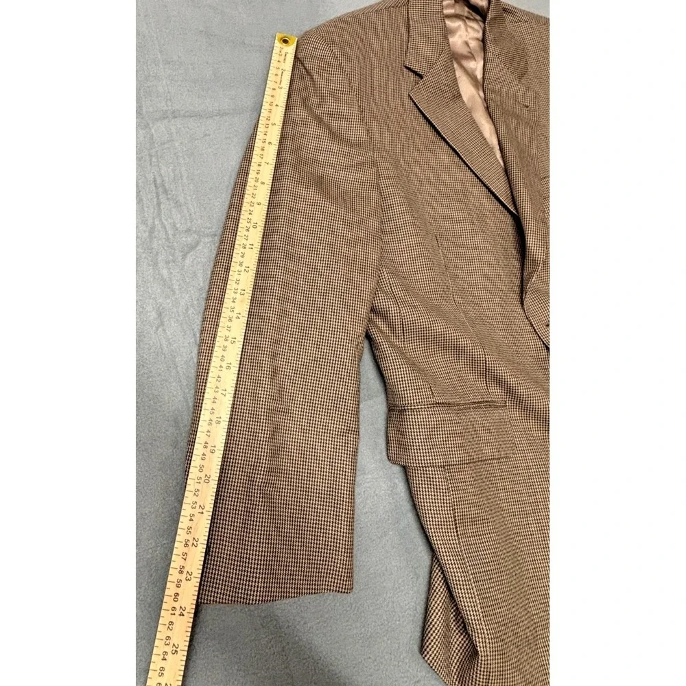Jos. A. Bank size 40