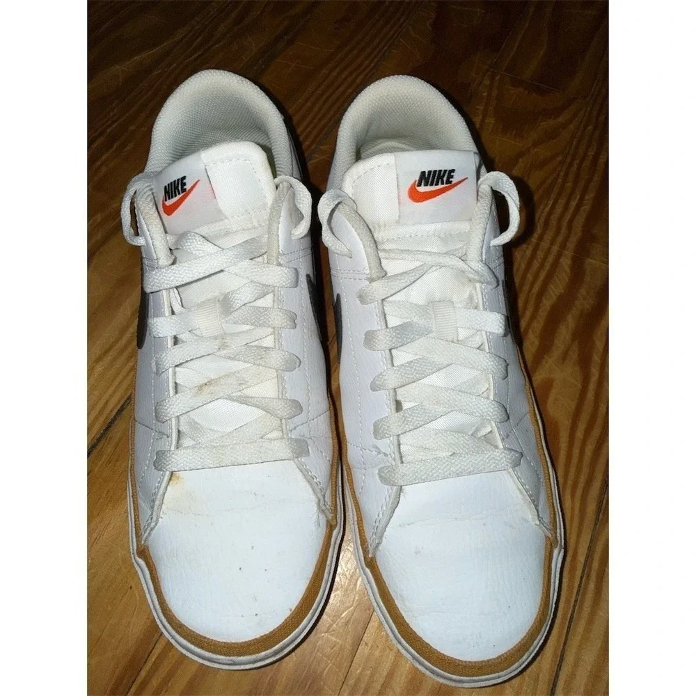 Nike court legacy