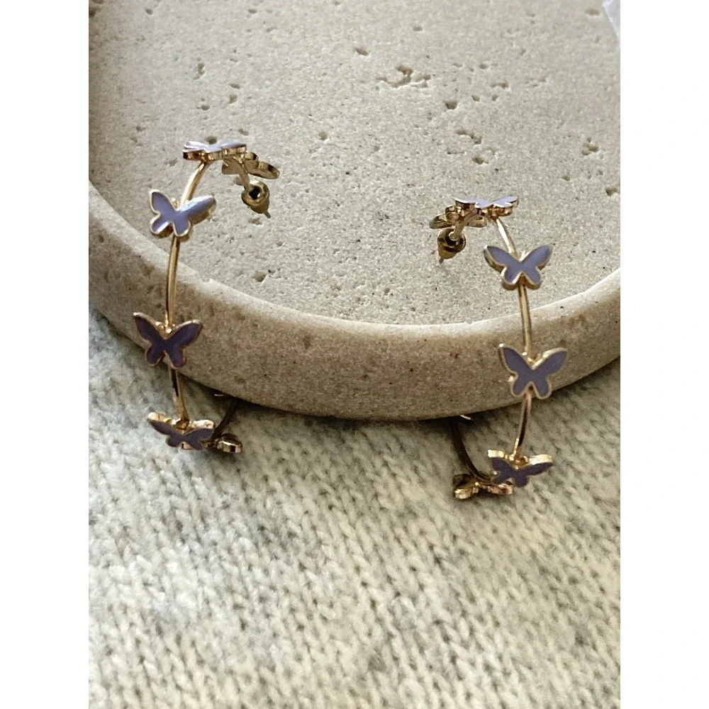 Gold Tone Lilac‎ Enamel Butterfly Open Hoop Earrings  Whimsical Fairy Purple