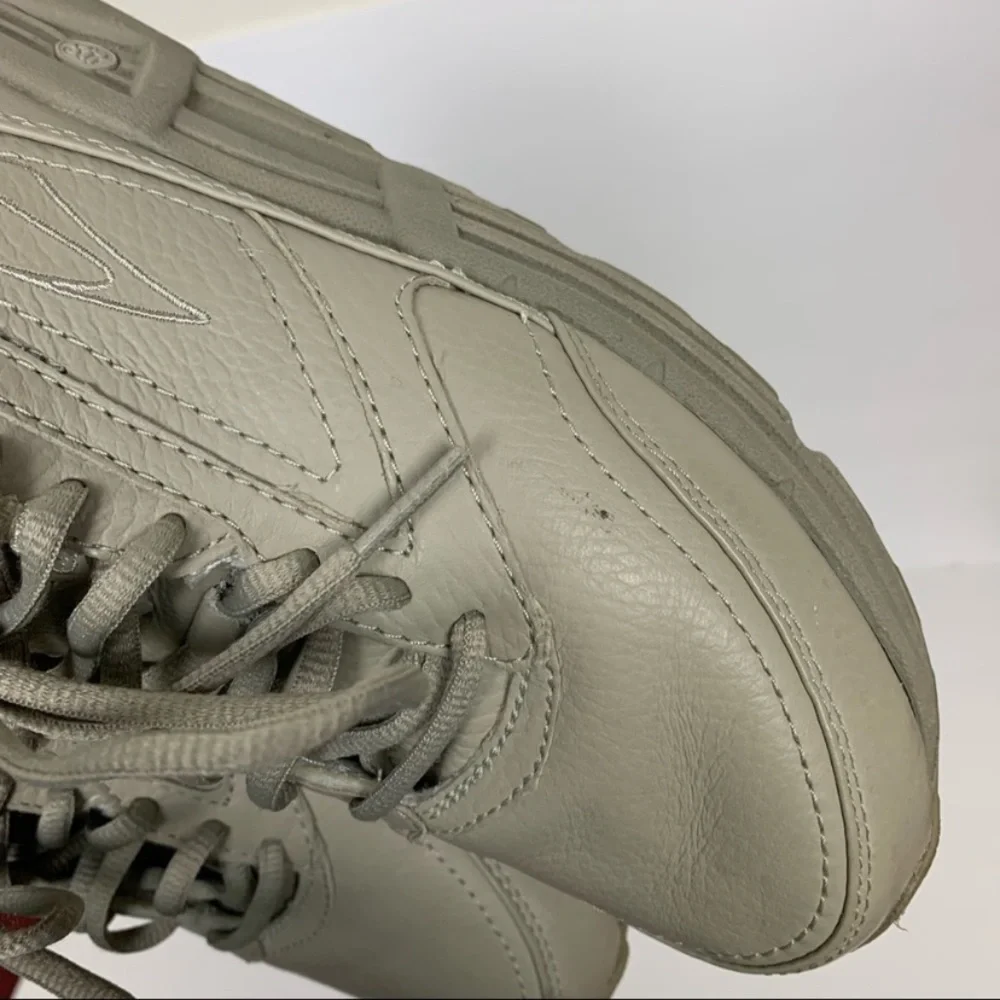 Brooks addiction walker shoes size 7.5 comfort