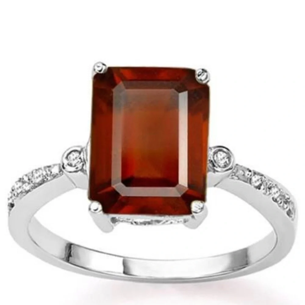N/A emerald cut
