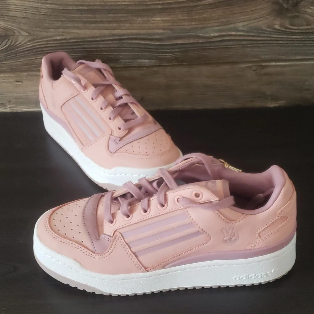 New Adidas Forum Bold Pink Womens 6.5 Sneakers Streetwear Casual Everyday Sporty