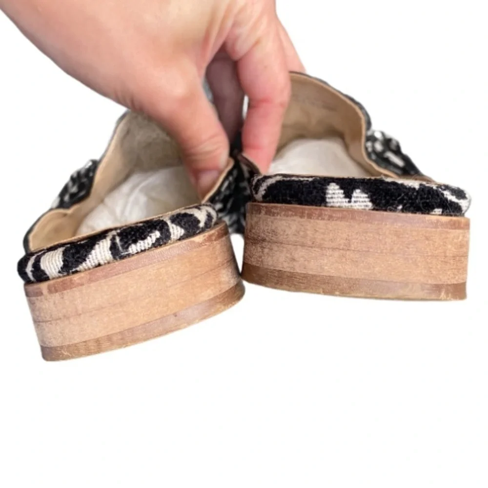 Topshop Kylie tapestry black white loafer shoes 39