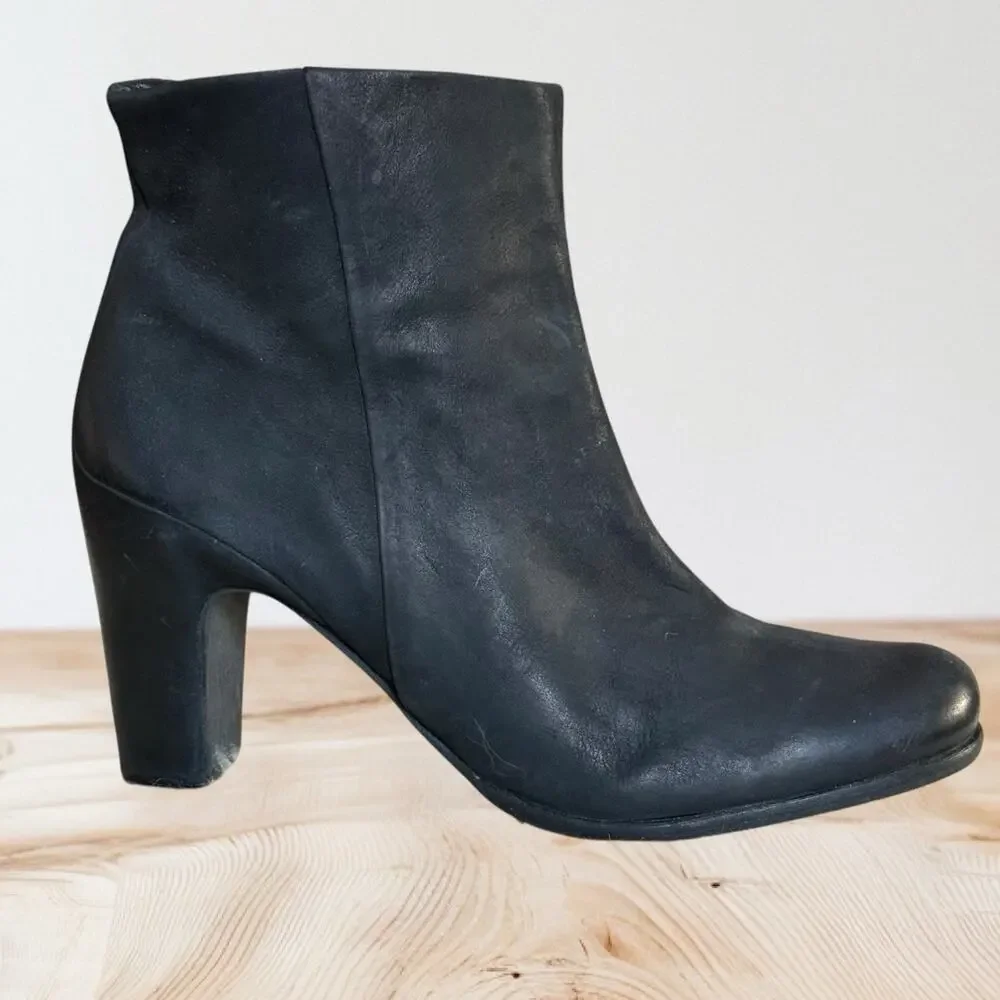 Ecco Jaffna Women Sz EU 40 US 9 Shoes Black Leather Side‎ Zip Heeled Ankle Boots