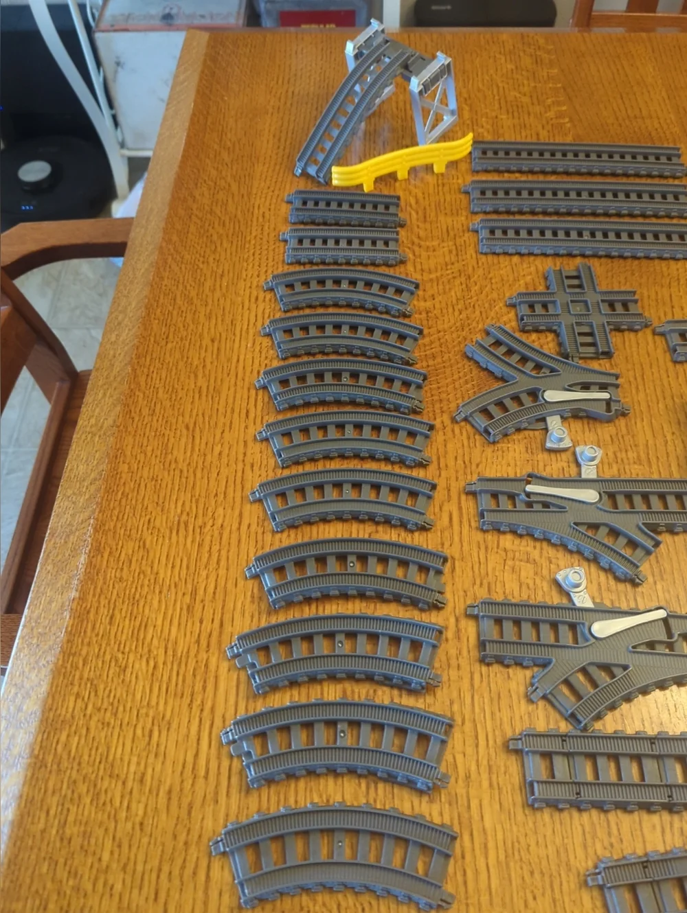 Thomas & Friends broken piece cracked