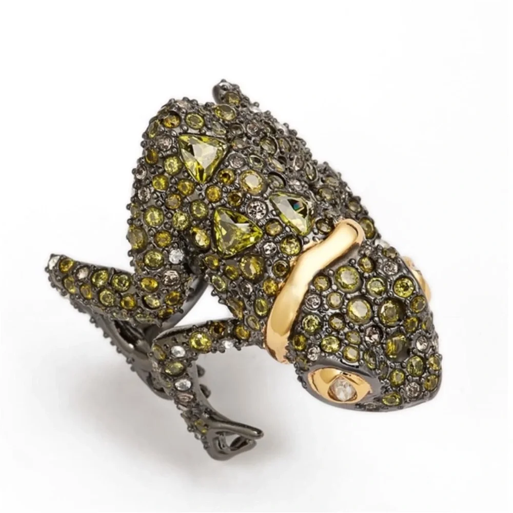 Alexis Bittar designed resemble
