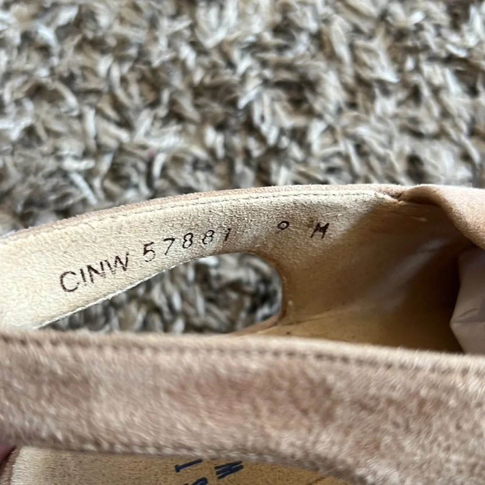 STUART‎ WEITZMAN Suede Wedge Sandals Size 9