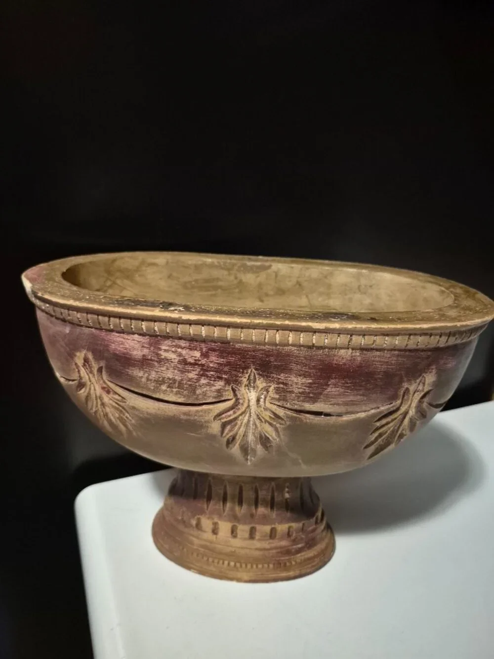N/A vintage carved