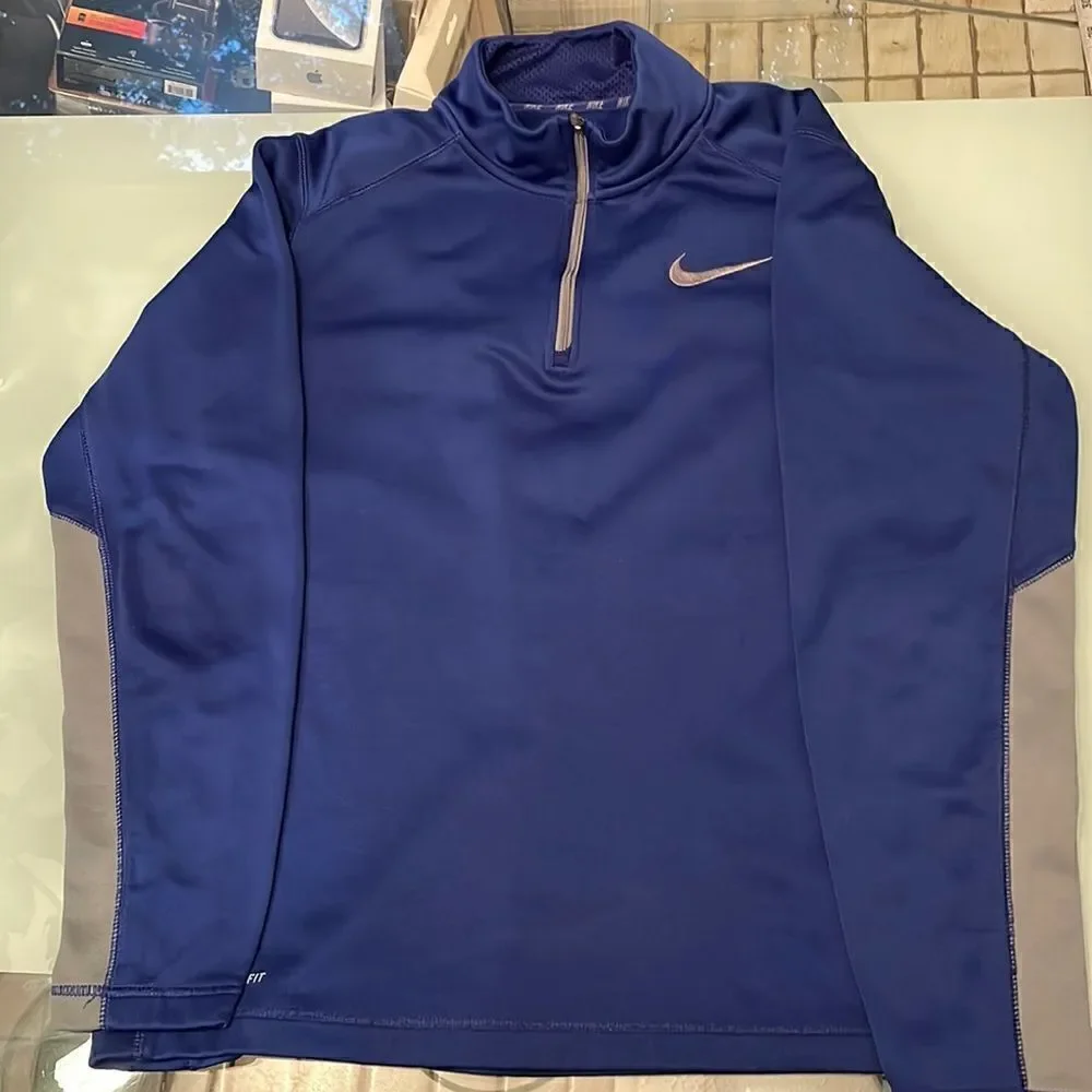Nike therma fit