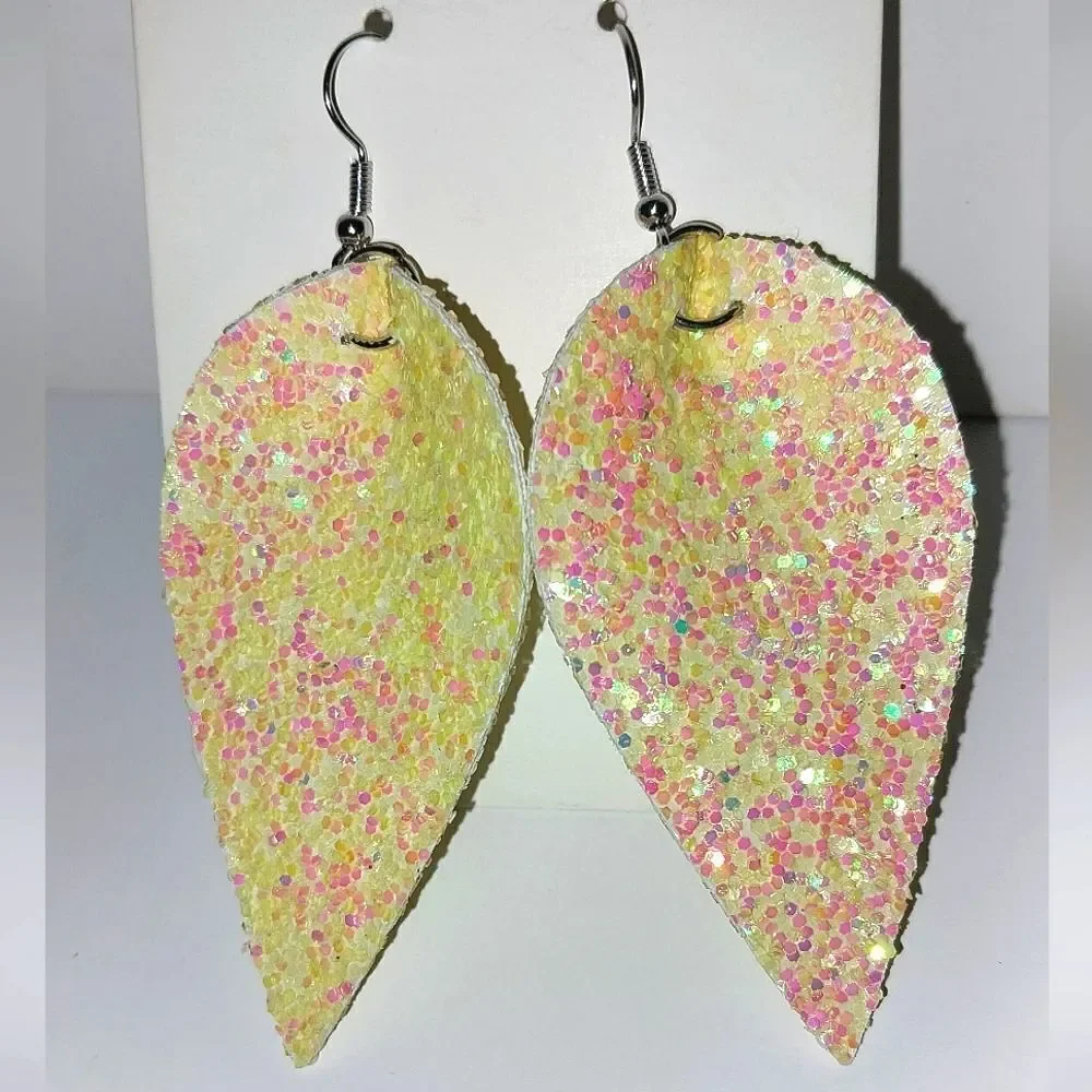 Beautiful bedazzled fashion earrings