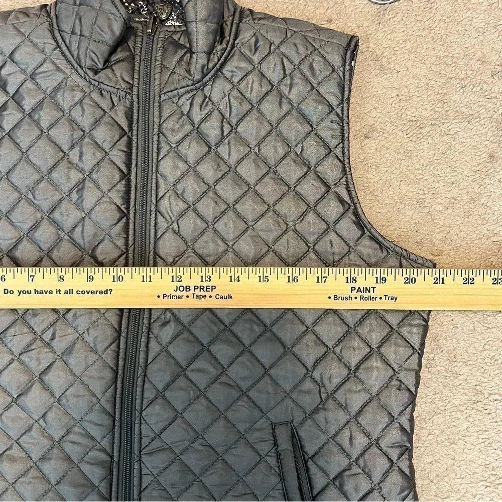 Three Hearts Vest womens grey quilted reversable lightweight comfortable