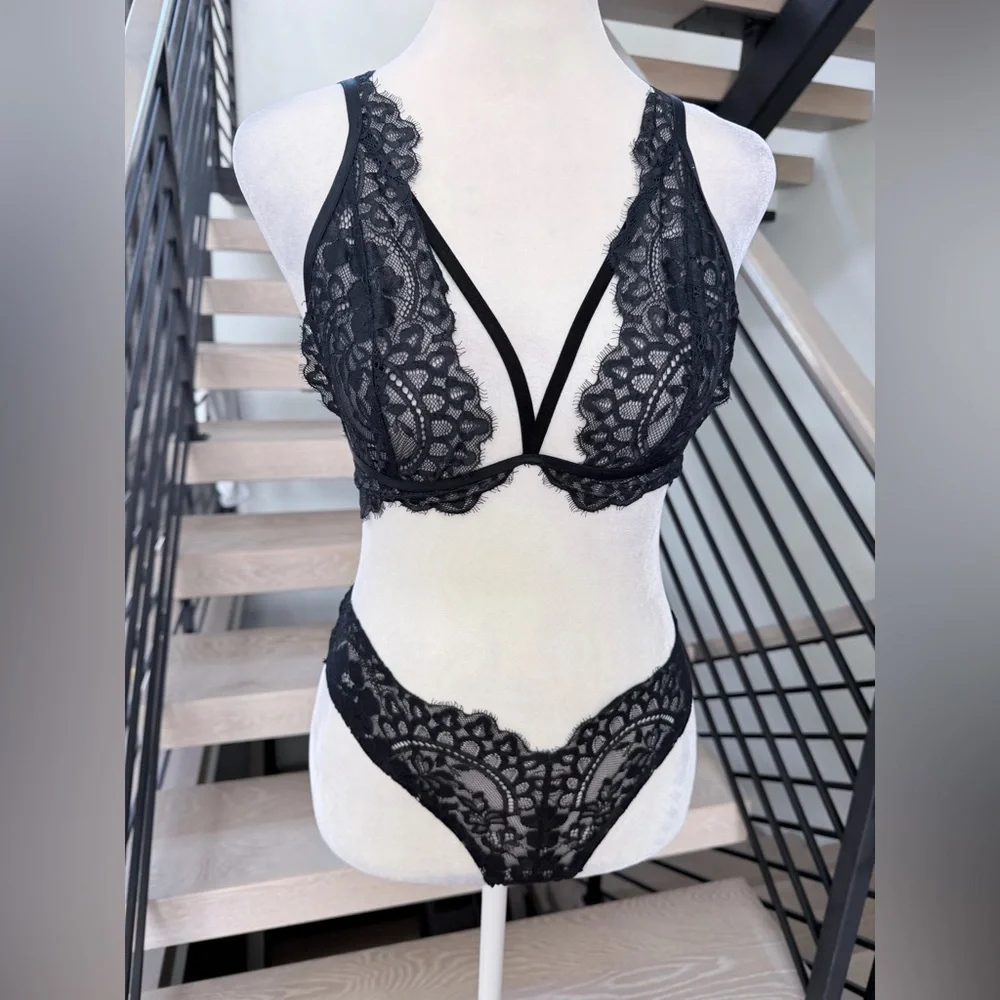 N/A sexy black