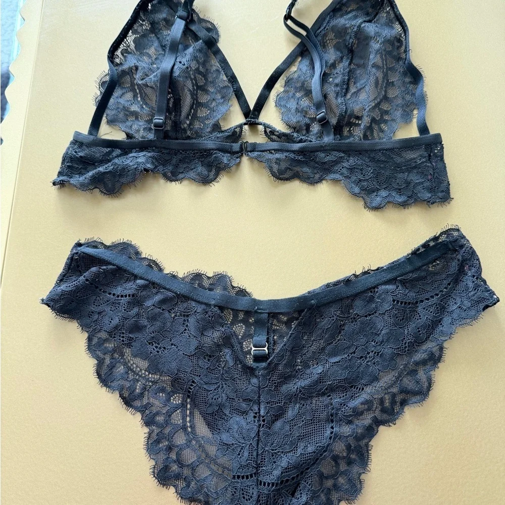 N/A sexy black