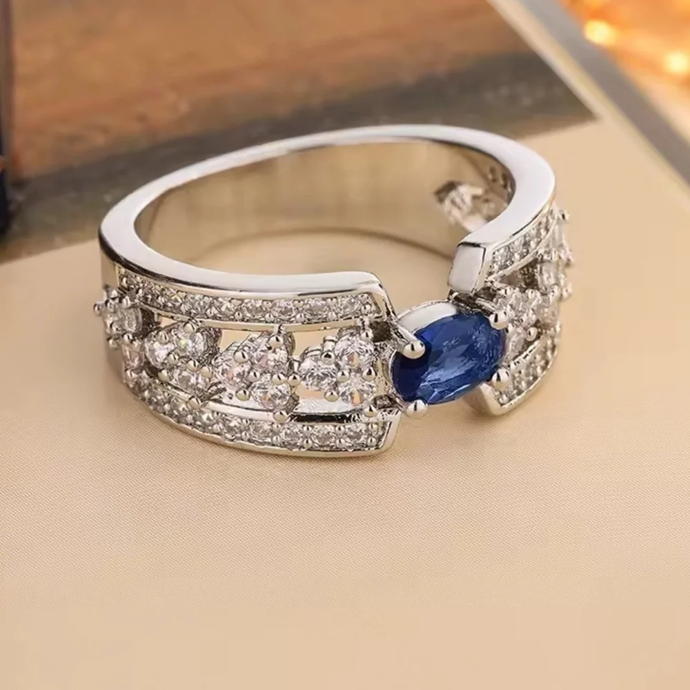 Boutique does it silver