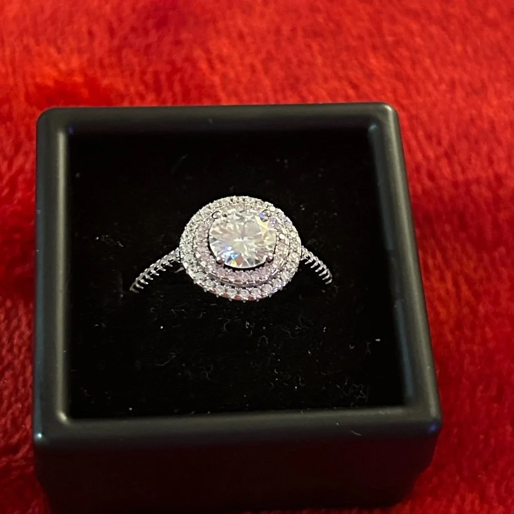 Moissanite wear set beautiful