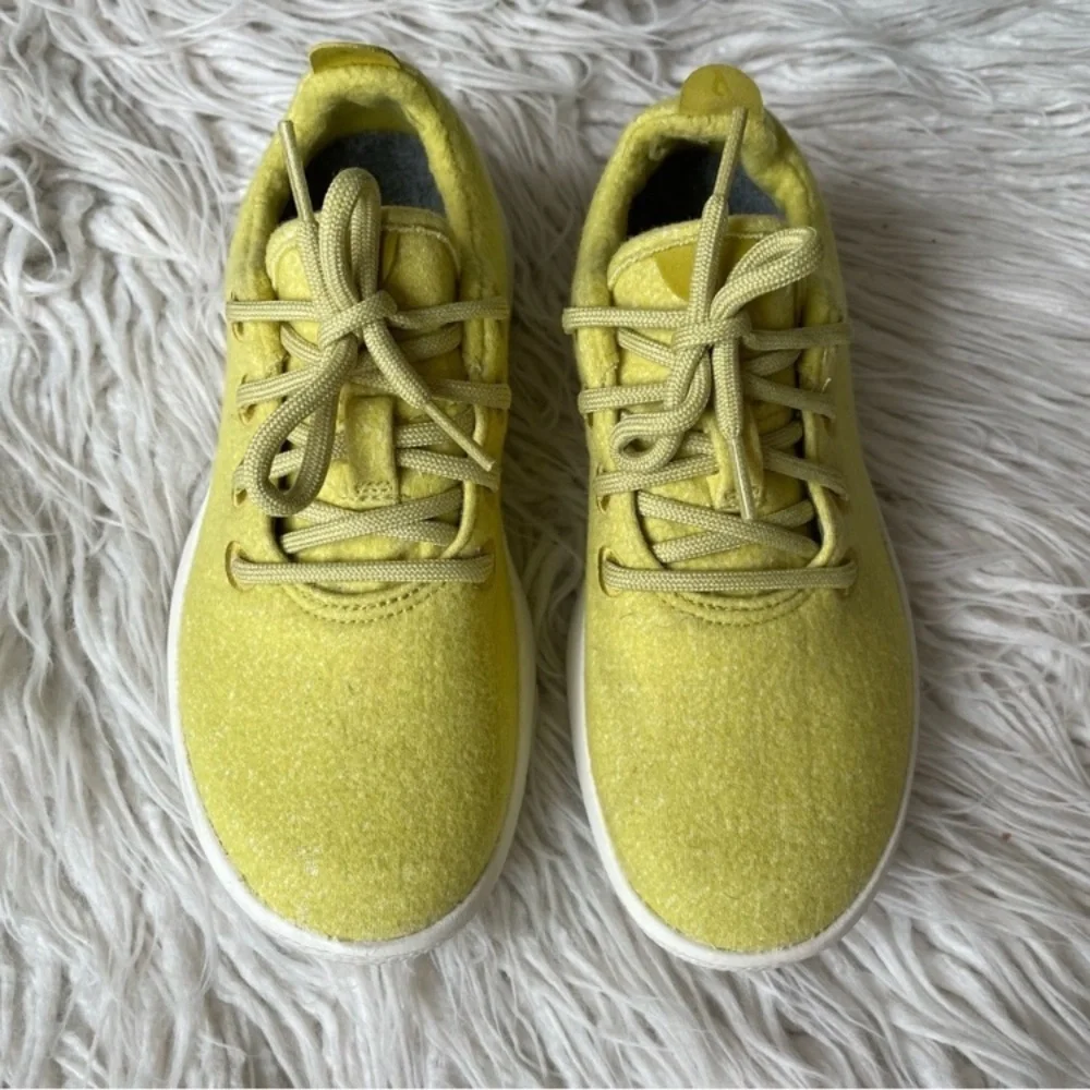 allbirds gorgeous yellow