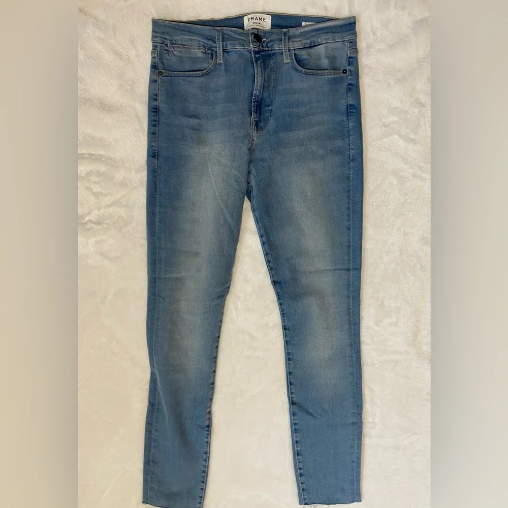 Frame Denim elevate your