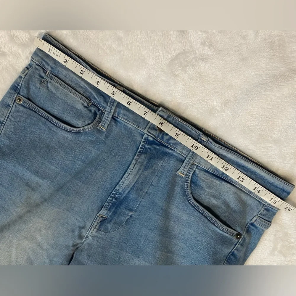 Frame Denim elevate your