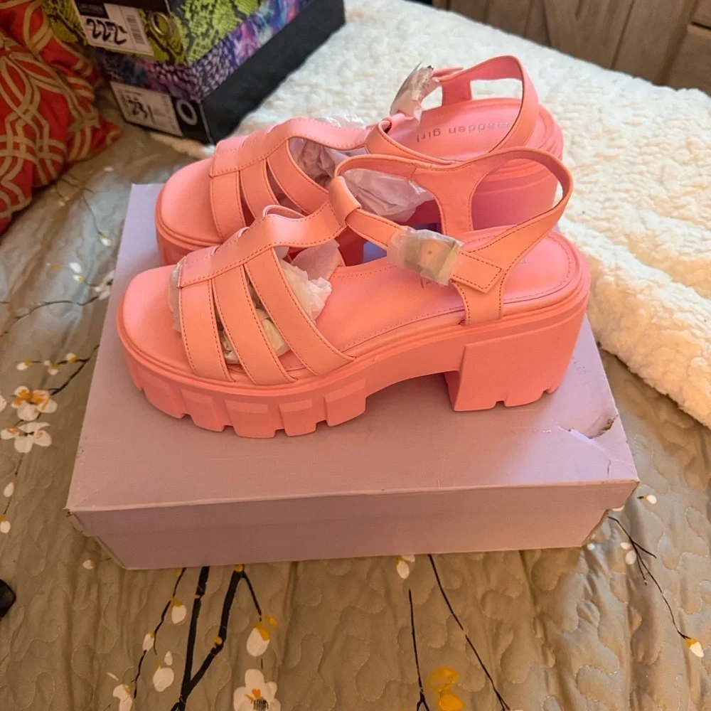 Madden Kids Pink Strappy Platform Sandals