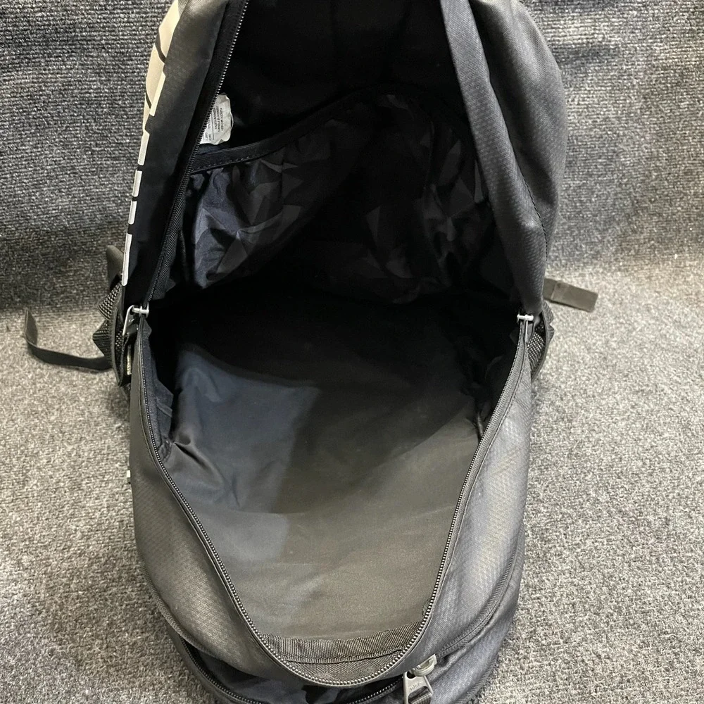 Nike laptop carry everyday
