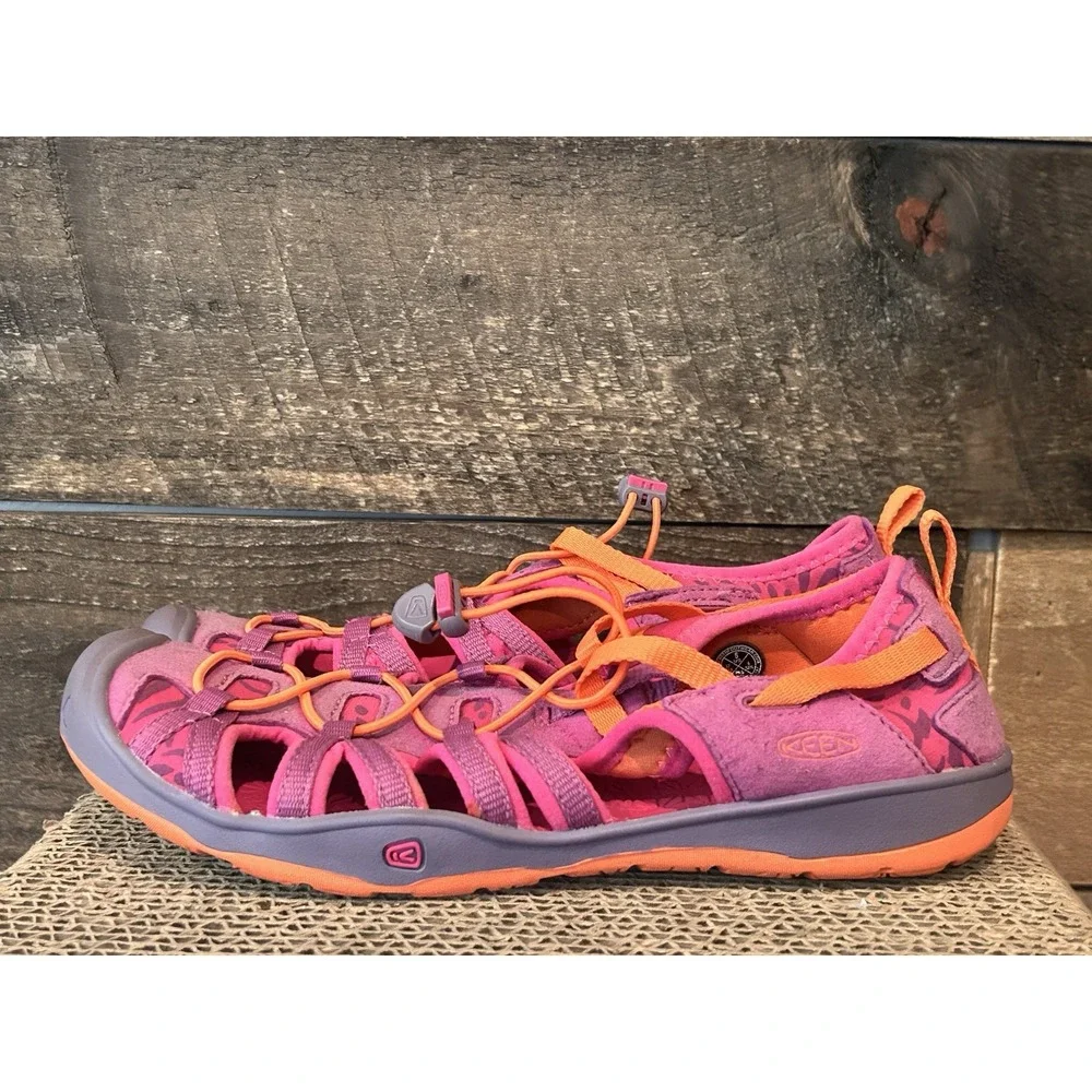 Keen moxie sandals