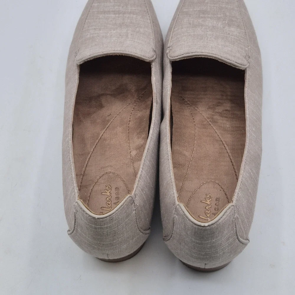 Clarks Shoes Womens‎ Size 9.5 Taupe Textile Loafer Flats Slip On Low Heel EU 41