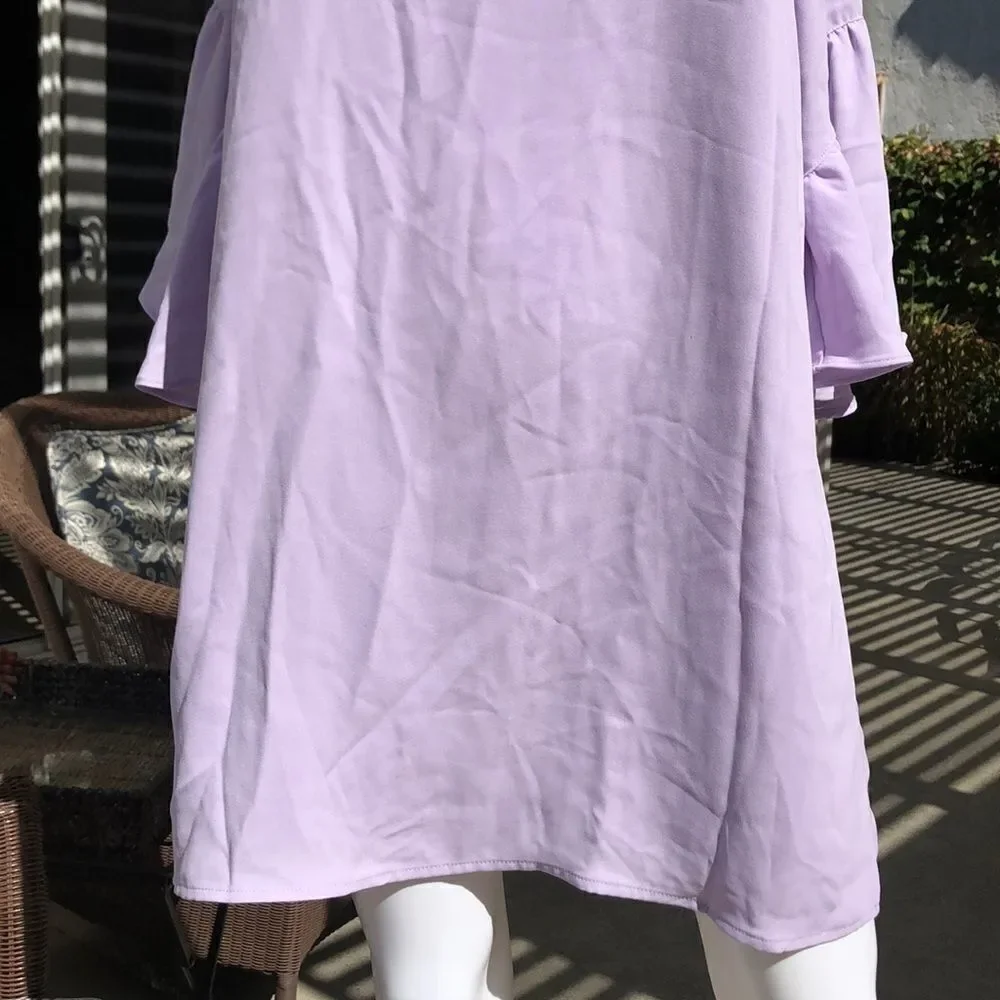 Chelsea 28 Bell Sleeve Shift Dress Size Medium