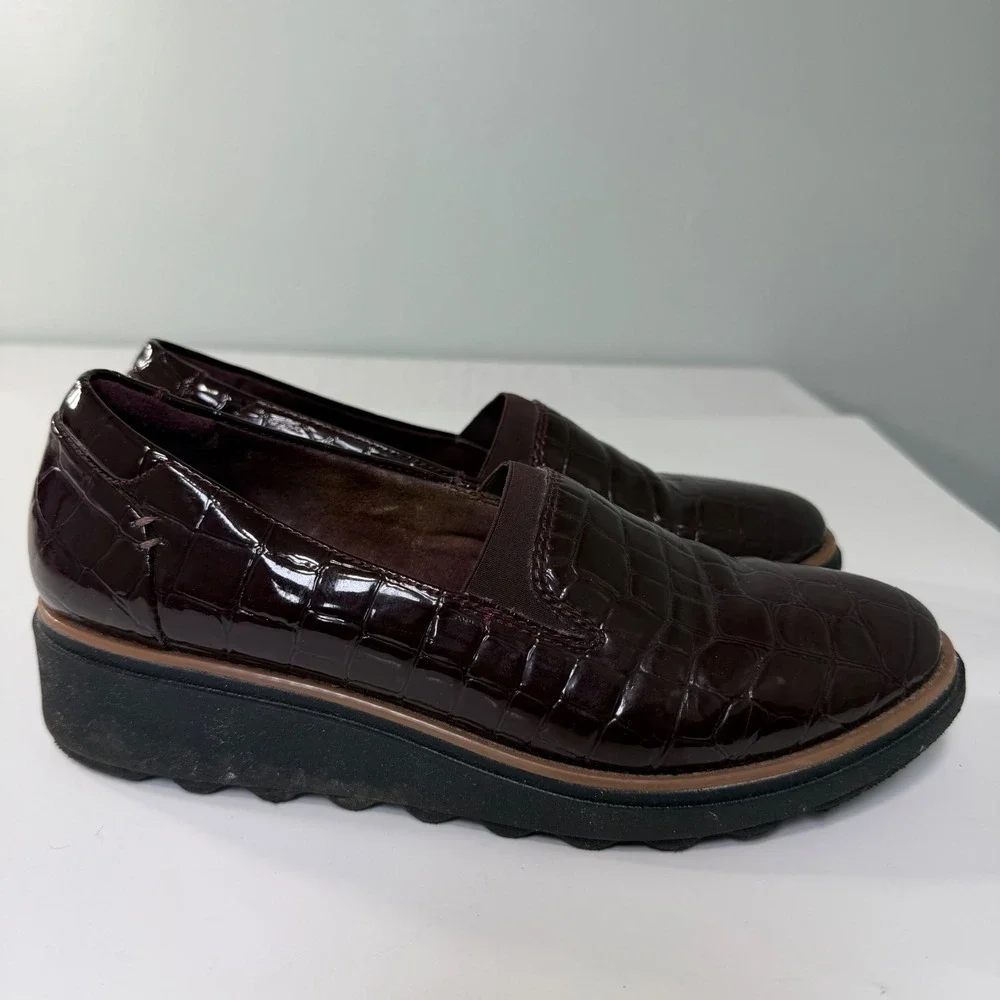 Clarks faux blend traction