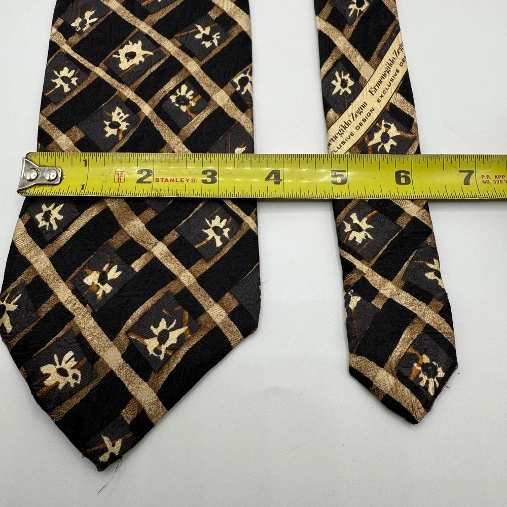 Ermenegildo Zegna has small