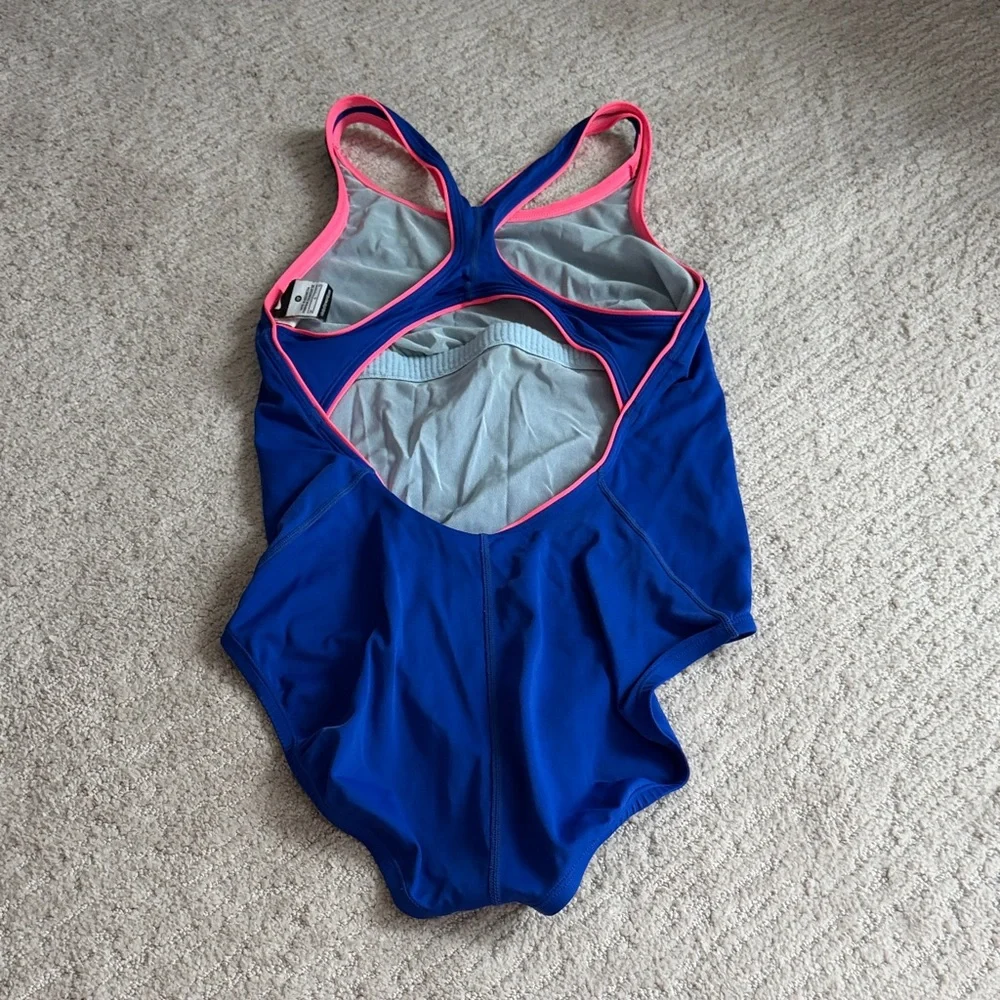 Nike athletic one