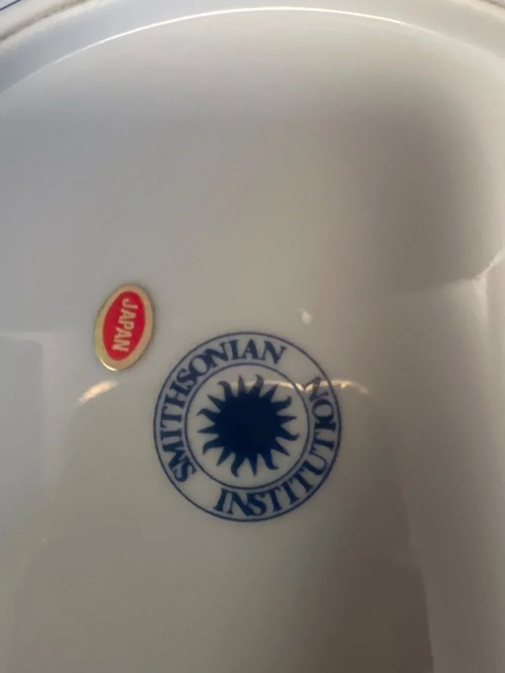 Smithsonian Institution these smithsonian